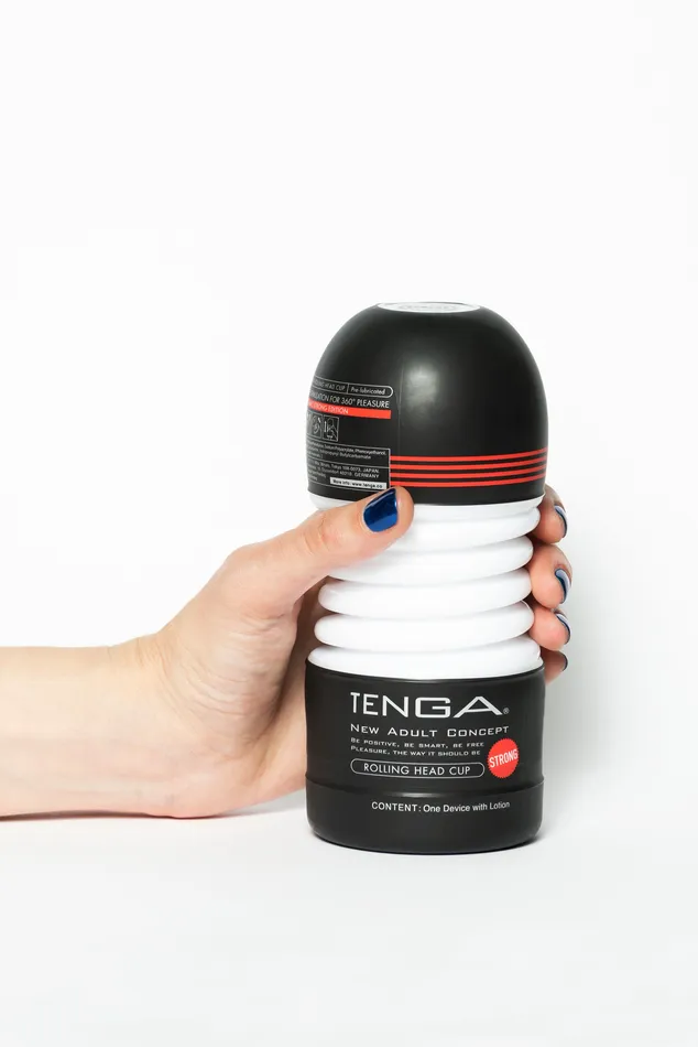 Male Sex Toys TENGA ROLLING HEAD CUP STRONG Tenga